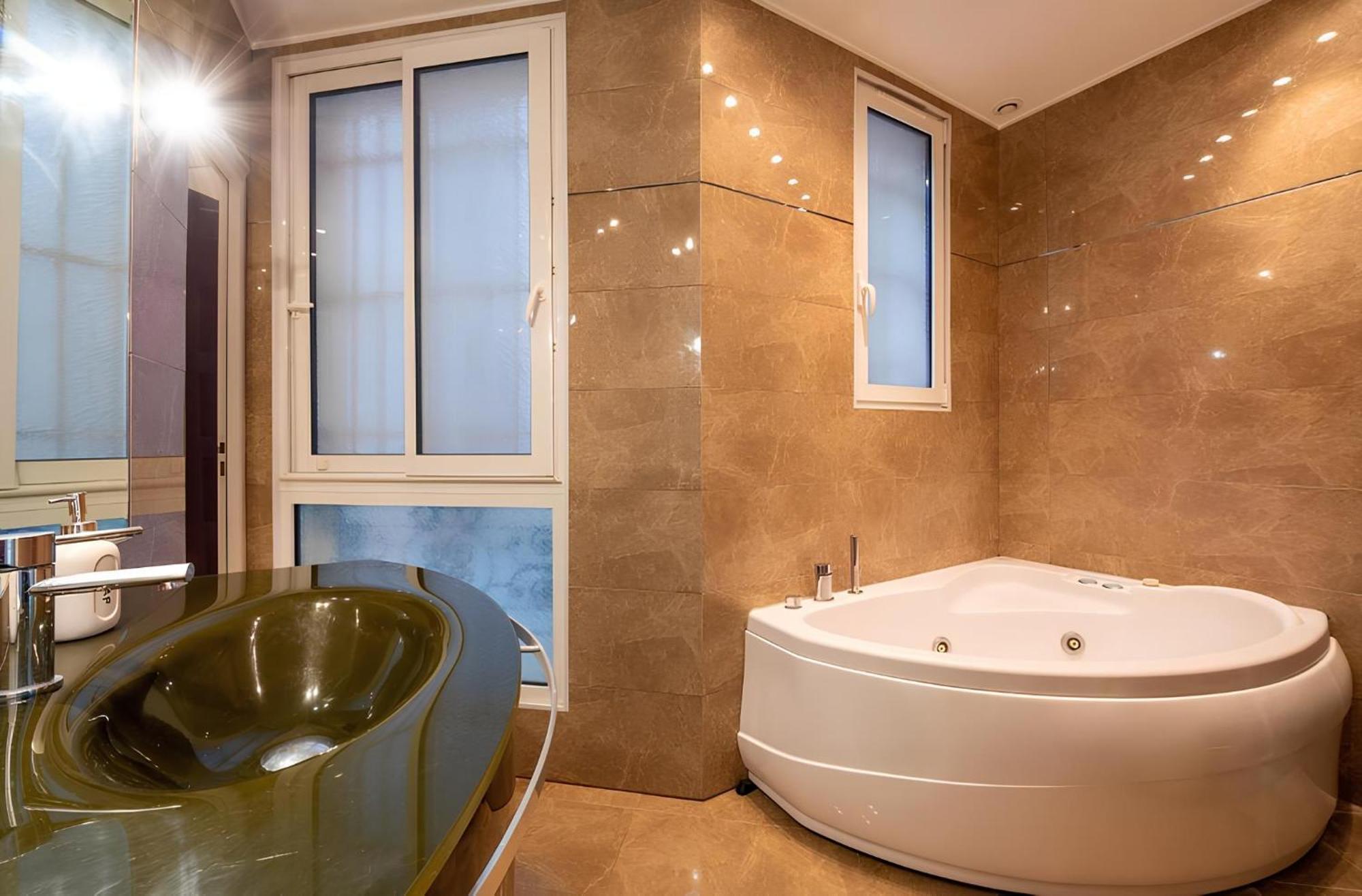 Luxury Style Appartement, Arc De Triomphe - Champs Elysees Paryż Zewnętrze zdjęcie